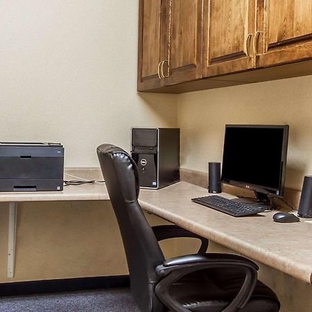 Quality Inn Burlington Near Hwy 34 Dış mekan fotoğraf