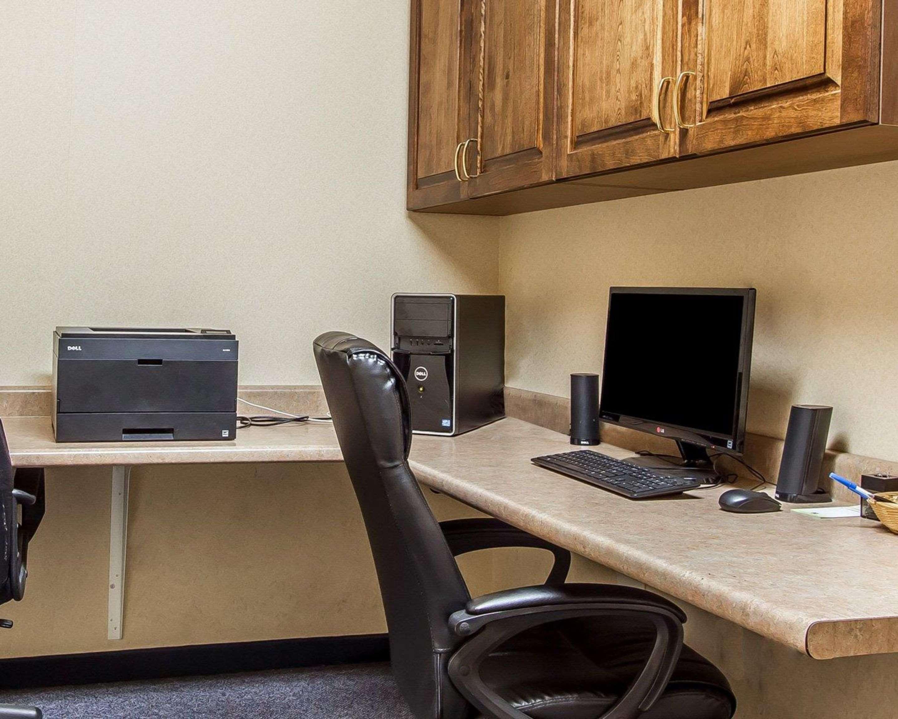 Quality Inn Burlington Near Hwy 34 Dış mekan fotoğraf