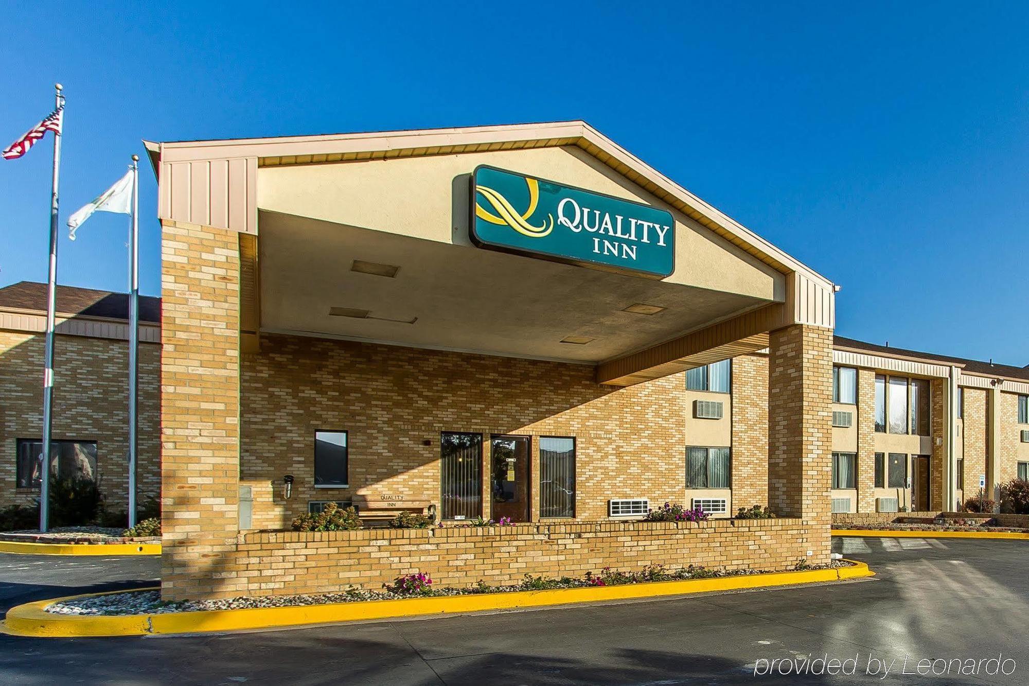 Quality Inn Burlington Near Hwy 34 Dış mekan fotoğraf