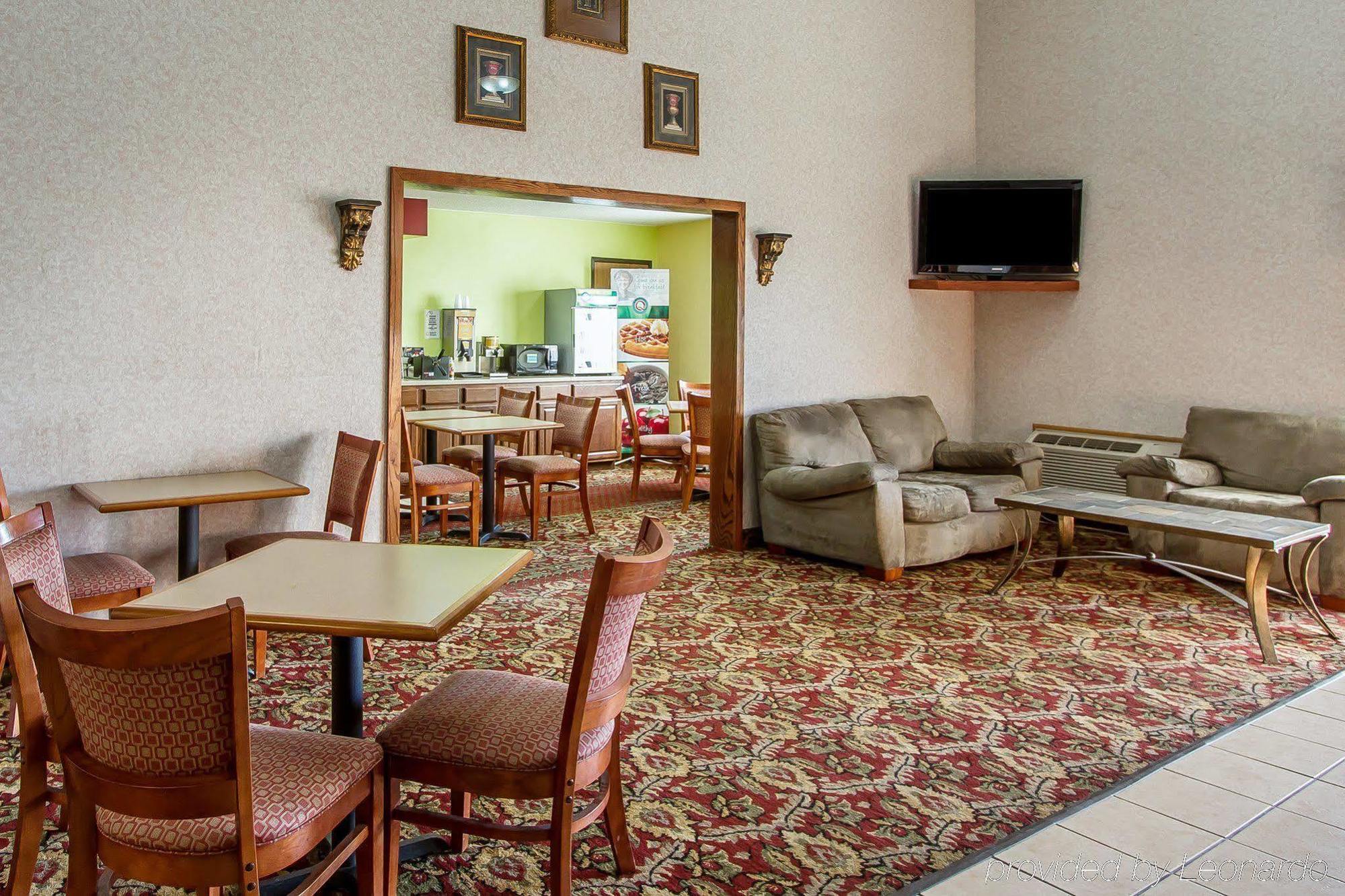 Quality Inn Burlington Near Hwy 34 Dış mekan fotoğraf
