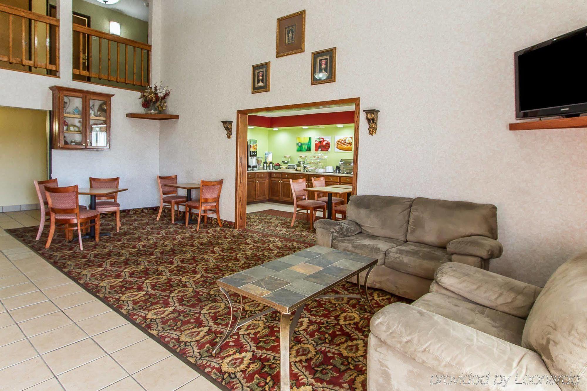 Quality Inn Burlington Near Hwy 34 Dış mekan fotoğraf