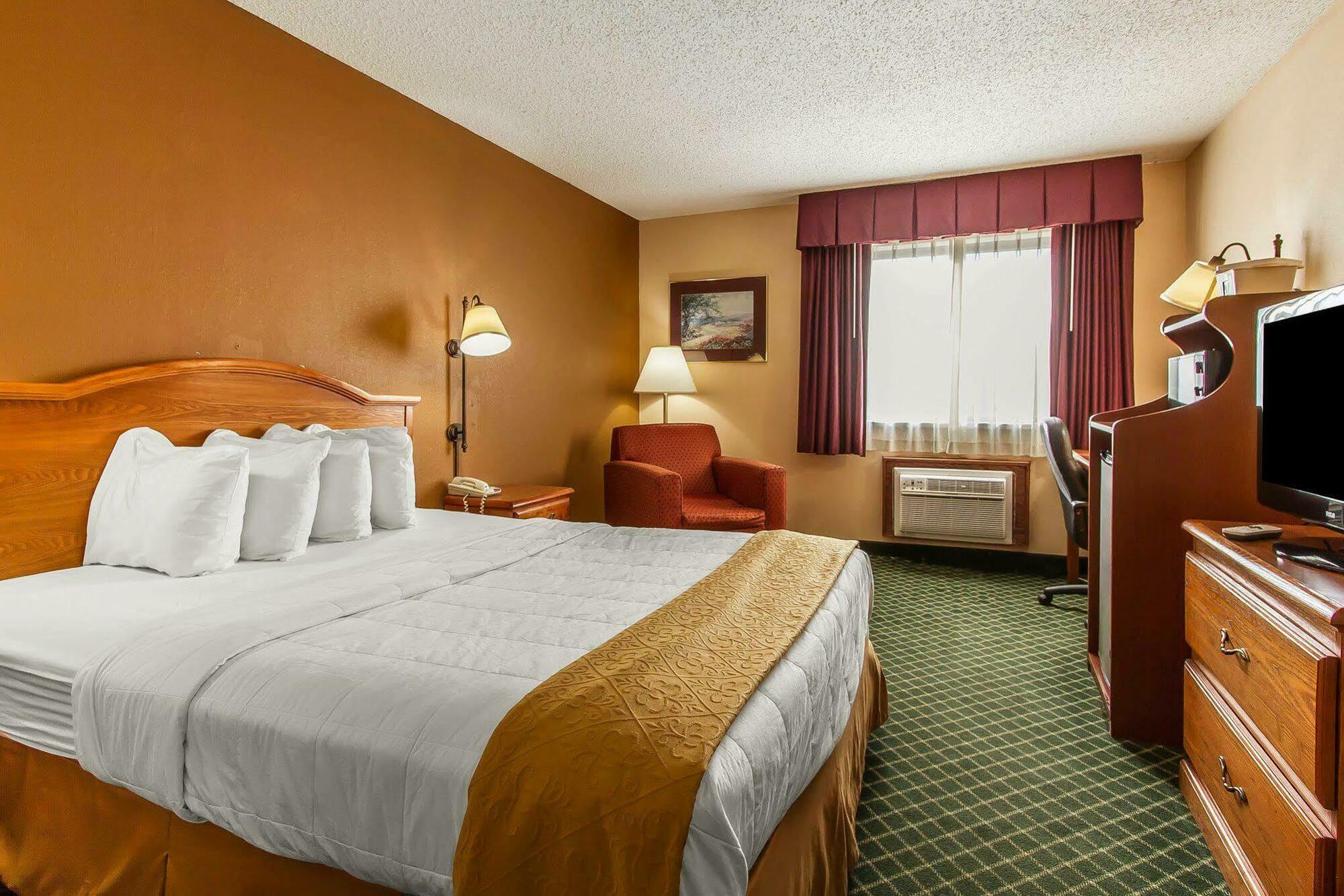Quality Inn Burlington Near Hwy 34 Dış mekan fotoğraf